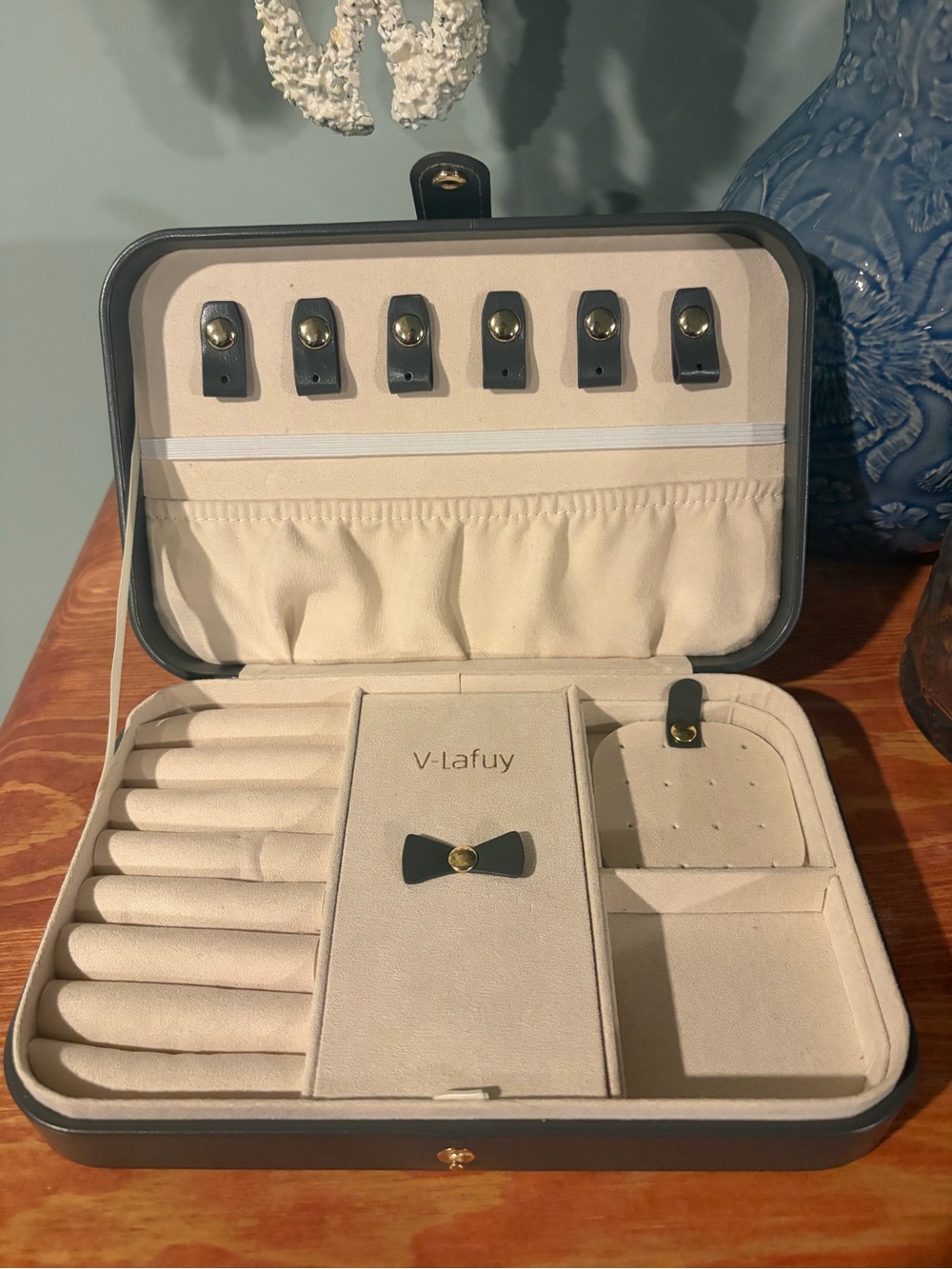 Pendleton & Cowhide Jewelry Box - Picture 3 of 8